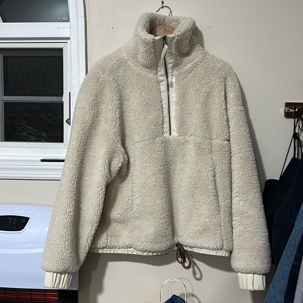 Varley Sherpa Quarter Zip - Size M